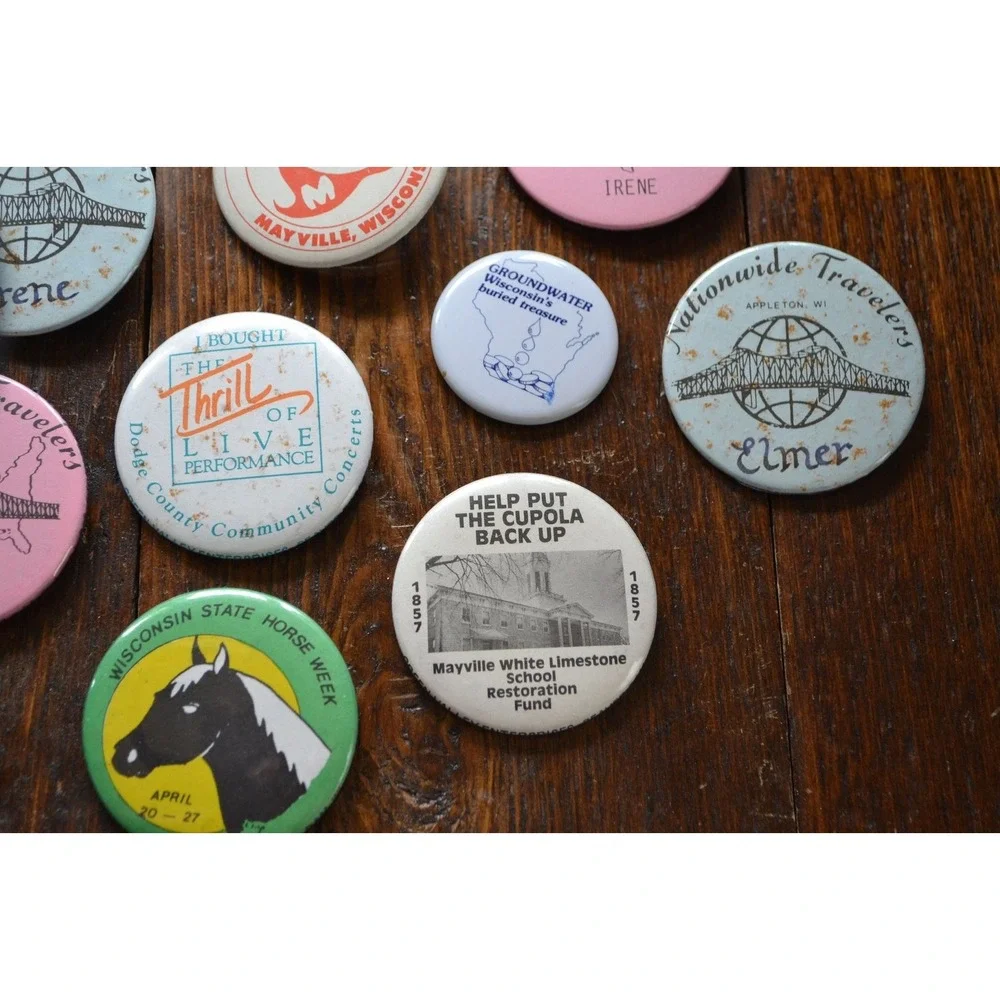 Pin back button lot‎ Collectible 2